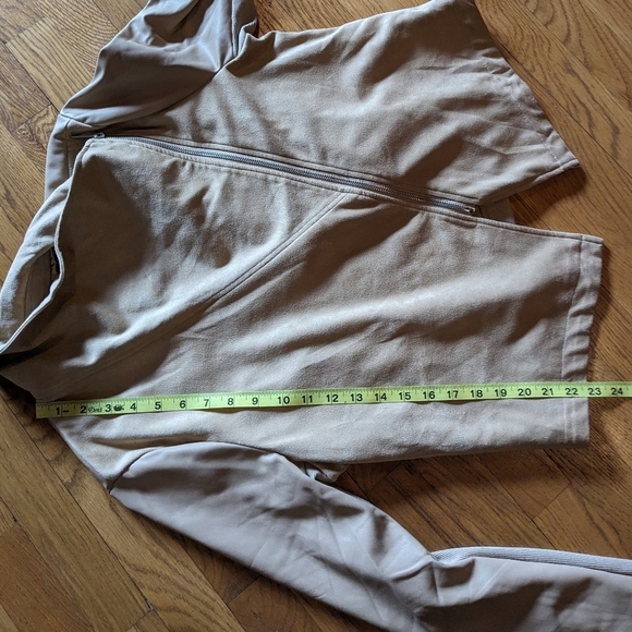 Bagatelle Large Tan Faux Suede Asymmetrical Front Full Zip Jacket - Picture 9 of 10